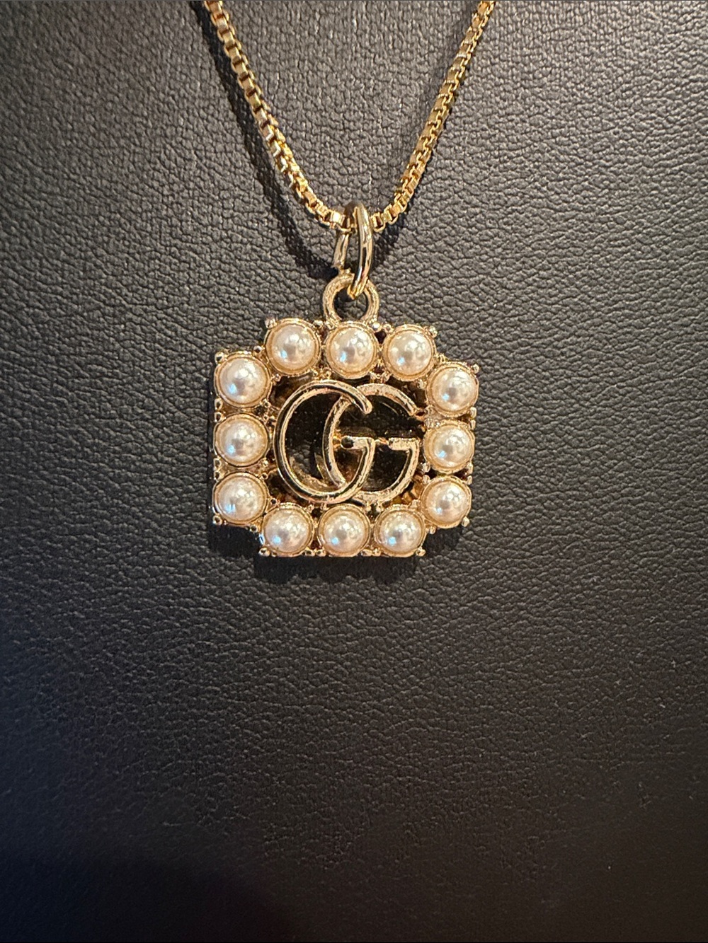 GG Gold Pearl Square Pendant Necklace